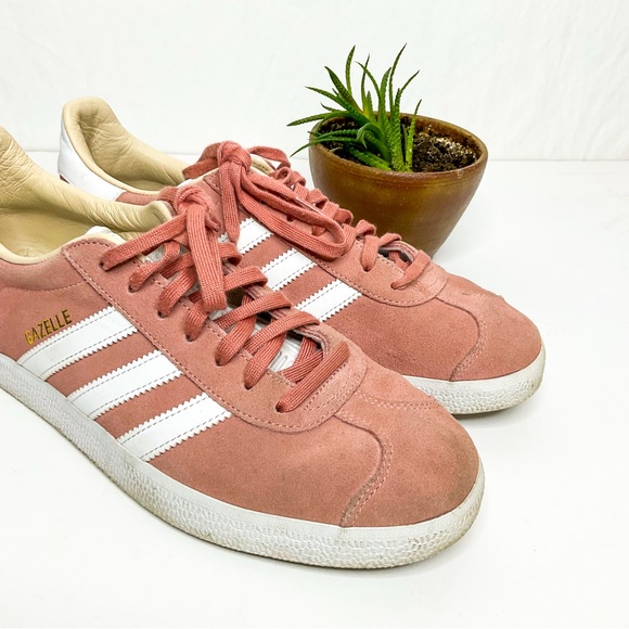 ADIDAS Gazelle Women's Pink Suede Sneakers | Classic 3-Stripe | Size 9 - Picture 4 of 8